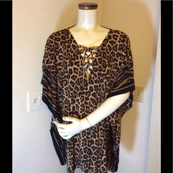 Michael Kors Tops - MICHAEL KORS JAGUAR PLUS TOP WITH GOLD HARDWARE